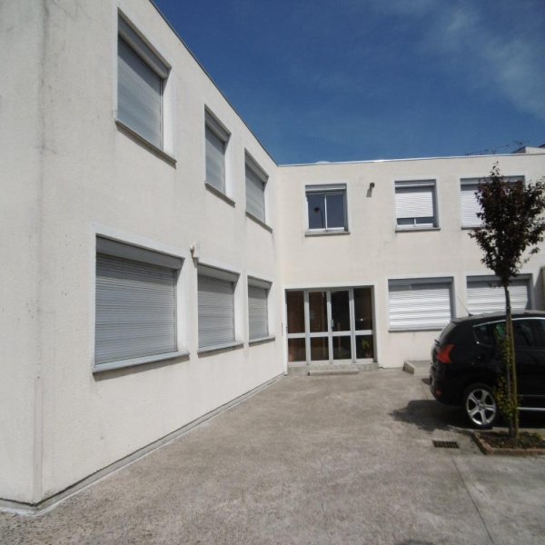 Offres de location Appartement La varenne st hilaire 94210