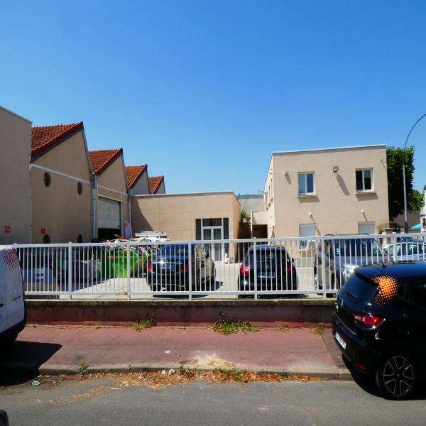 Location Immobilier Professionnel Local commercial Saint-Maur-des-Fossés 94100